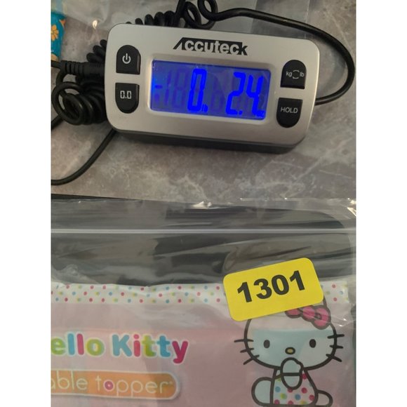 Hello Kitty Table Topper Sticks Plays Perfect for Restaurants. Toddler Baby Play - Picture 7 of 7